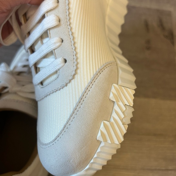 Cream fabric and leather Sneakers in Sz 35 - Picture 6 of 8